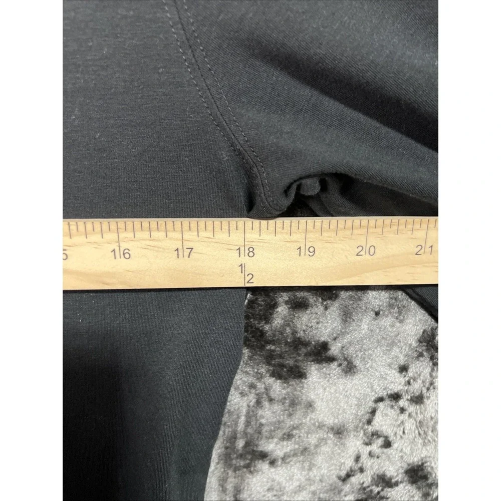 Vineyard Vines Hooded Long Sleeve Tee‎ Small Black Stretch Whale
